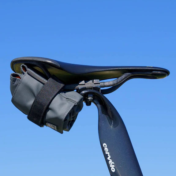 Lead Out! - Saddle Bag Lead Out! Charcoal 